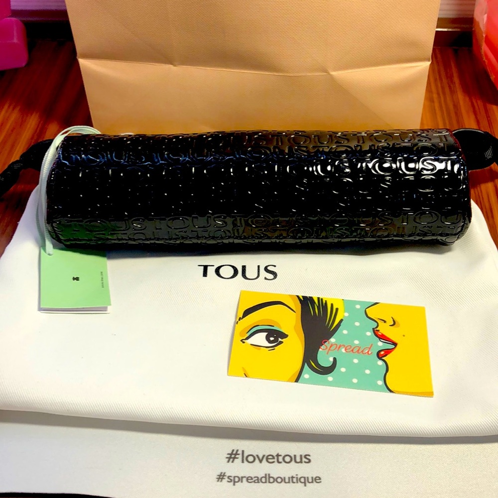 TOUS case